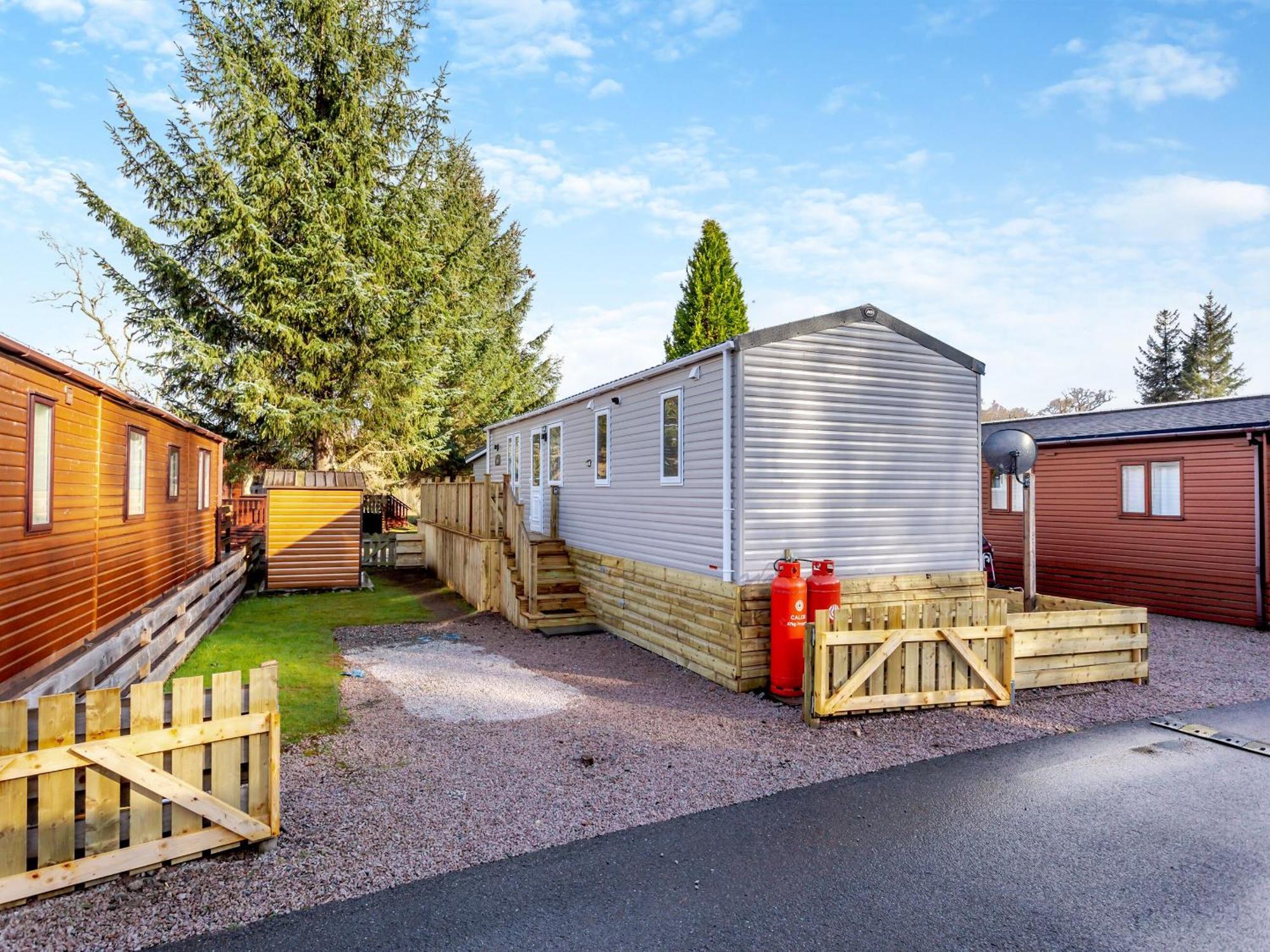 The Pines Villa Aviemore Exterior photo